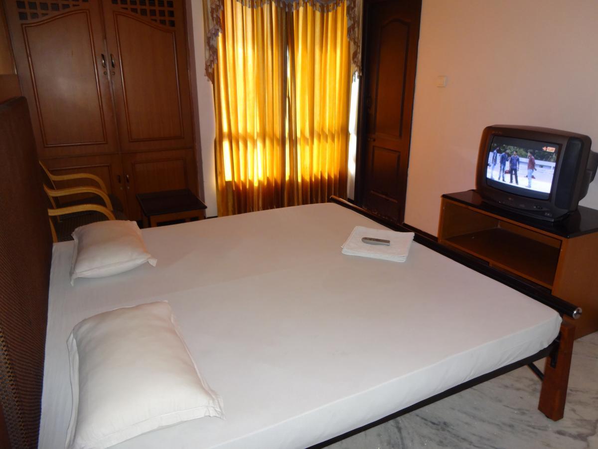 Hotel Grand Palace Coimbatore Exterior photo