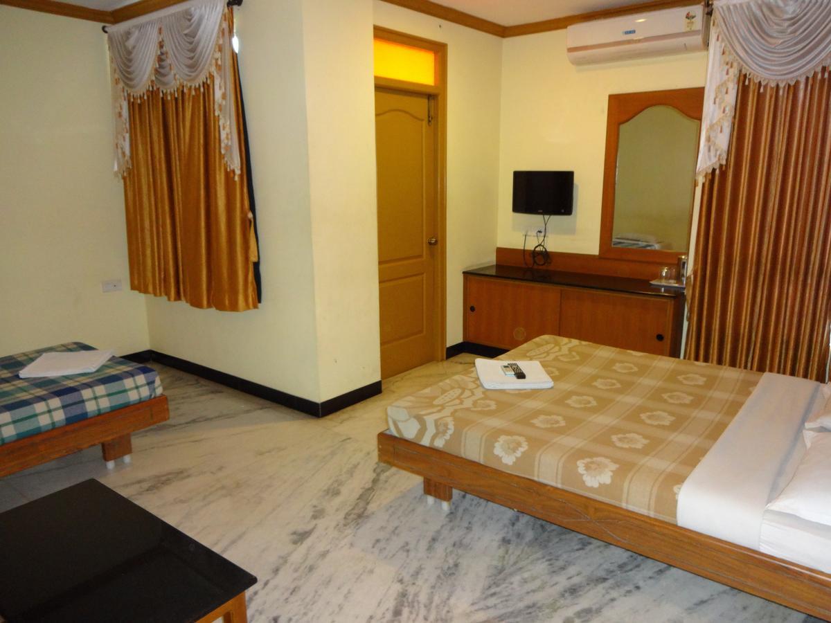 Hotel Grand Palace Coimbatore Exterior photo